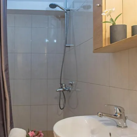 In The Historical Center Of Apartament Ateny